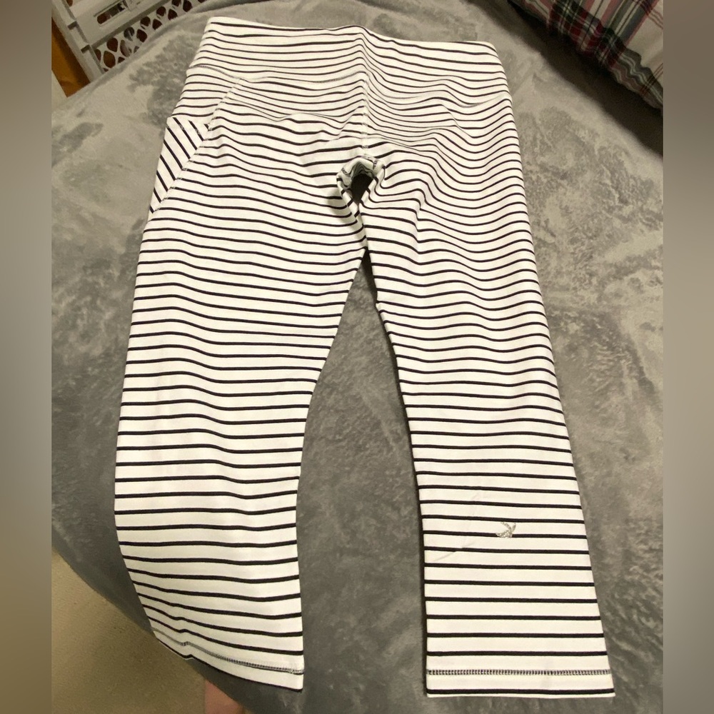 GLYDER navy stripe crops